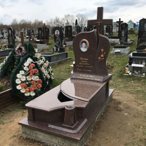 Пам’ятники одинарні у Рожнятові. #69